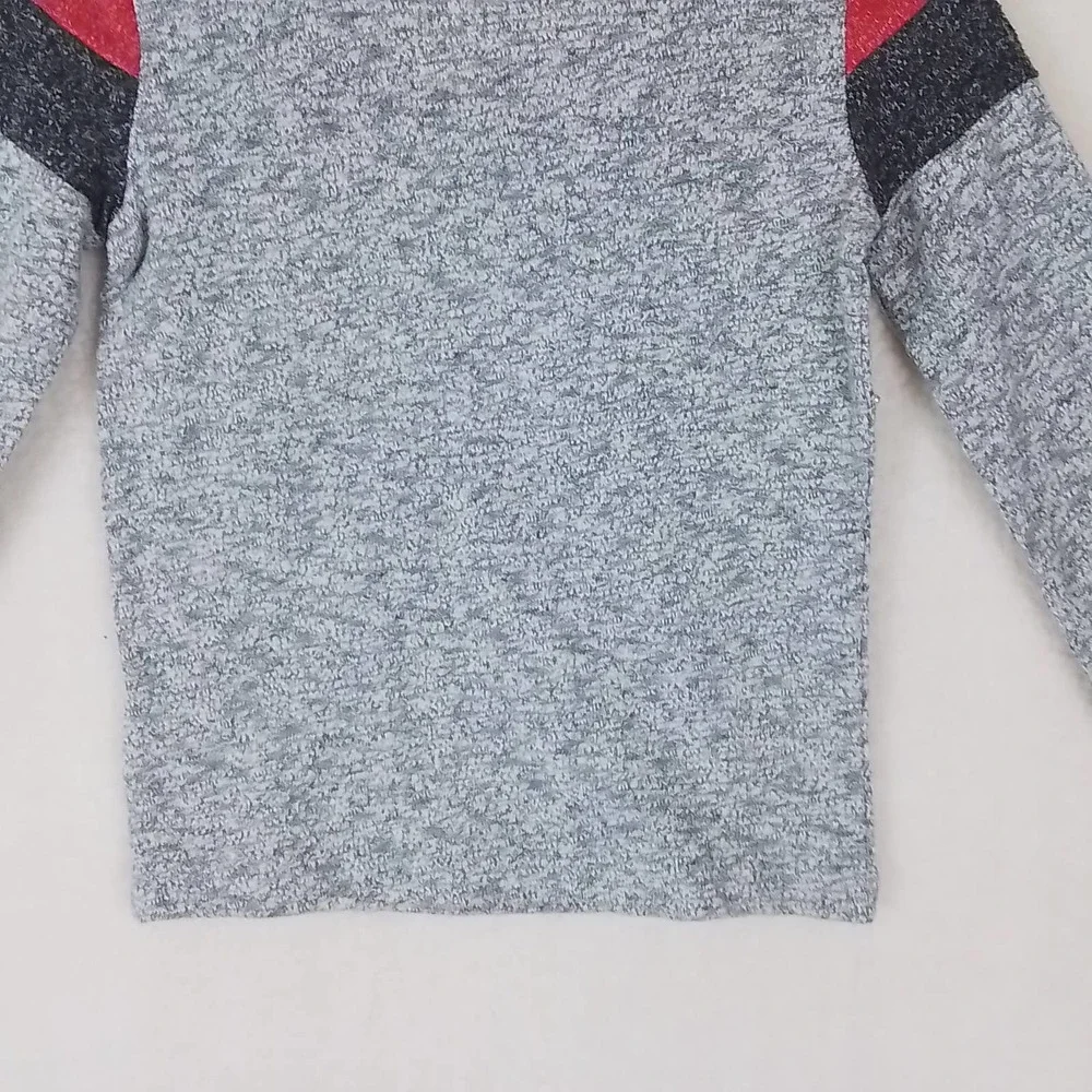 OshKosh Long Sleeve Knit Tee‎ T-Shirt Size 4 in Heathered Gray w/ Red